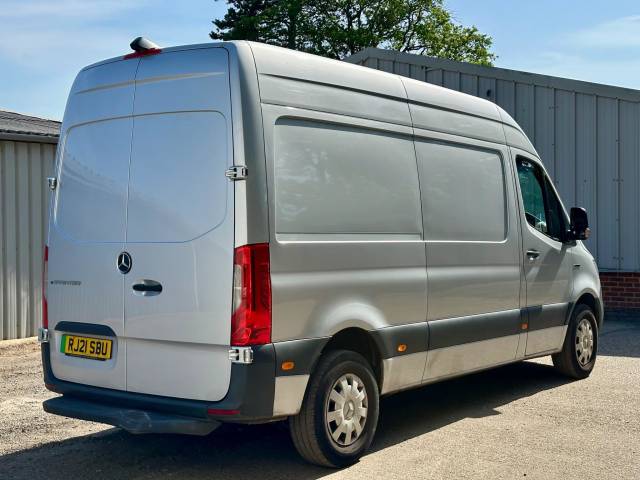 2021 Mercedes-Benz eSprinter 55kWh Progressive Auto FWD L2 H2 5dr 20kW Charger