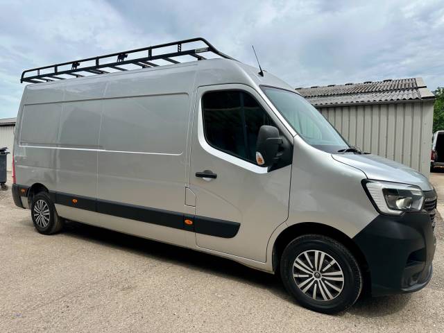 2020 Renault Master 2.3 dCi 35 Business+ FWD LWB Medium Roof Euro 6 4dr