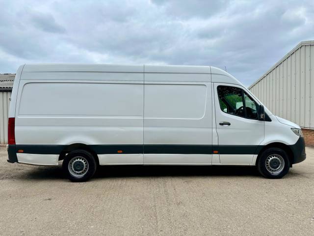 2021 Mercedes-Benz Sprinter 2.0 315 CDI Progressive RWD L3 H2 Euro 6 (s/s) 5dr