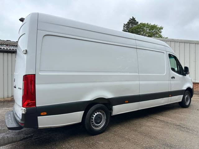 2022 Mercedes-Benz Sprinter 2.0 315 CDI Progressive RWD L3 H2 Euro 6 (s/s) 5dr