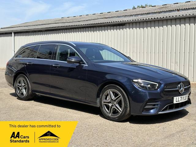 Mercedes-Benz E Class 2.0 E300de 13.5kWh AMG Line (Premium) G-Tronic+ Euro 6 (s/s) 5dr Estate Diesel Plug-in Hybrid Blue