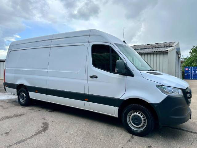 2021 Mercedes-Benz Sprinter 2.0 315 CDI Progressive Panel Van 5dr Diesel Manual RWD L3 H2 Euro 6 (s/s) (150 ps)