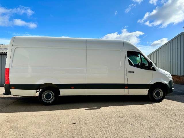 2021 Mercedes-Benz Sprinter 2.0 315 CDI Progressive RWD L3 H2 Euro 6 (s/s) 5dr