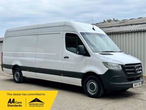MERCEDES BENZ SPRINTER at Iver Van Sales Iver