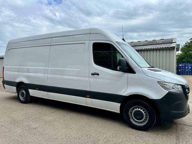 2021 Mercedes-Benz Sprinter 2.0 315 CDI Progressive RWD L3 H2 Euro 6 (s/s) 5dr