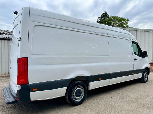 2021 Mercedes-Benz Sprinter 2.0 315 CDI Progressive RWD L3 H2 Euro 6 (s/s) 5dr