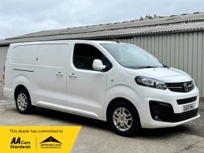VAUXHALL VIVARO at Iver Van Sales Iver