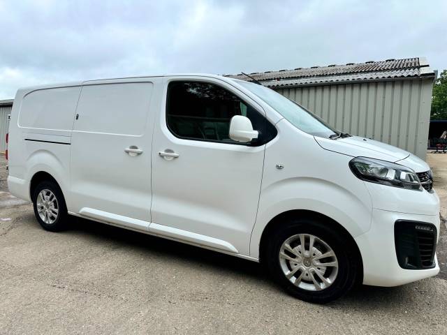 2019 Vauxhall Vivaro 2.0 Turbo D 3100 Sportive L2 H1 Euro 6 (s/s) 5dr