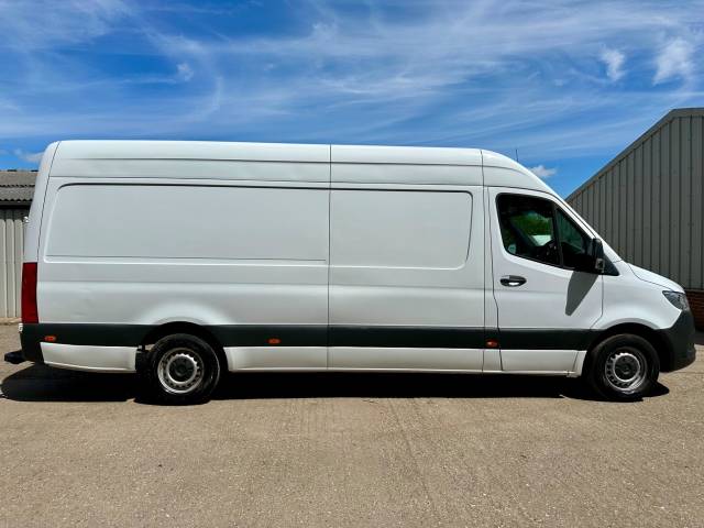 2020 Mercedes-Benz Sprinter 2.1 314 CDI RWD L3 H2 Euro 6 5dr