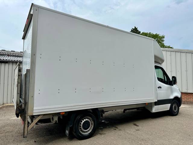 2021 Mercedes-Benz Sprinter 2.1 316 CDI Progressive RWD L3 Euro 6 (s/s) 2dr