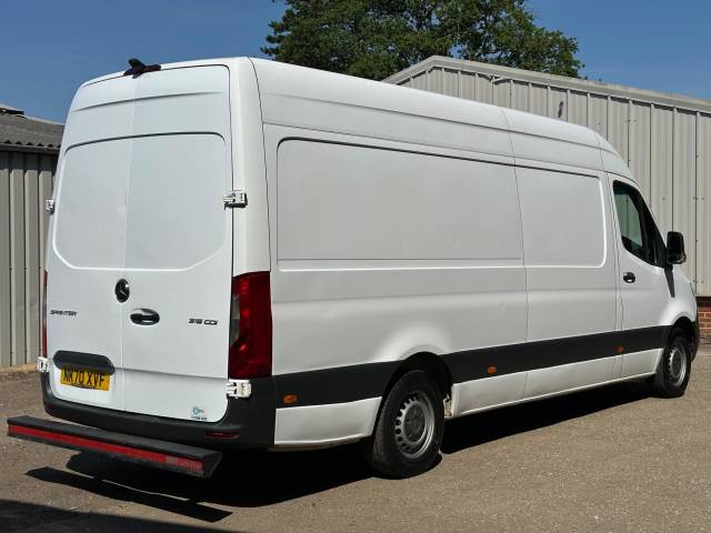 2020 Mercedes-Benz Sprinter 2.0 315 CDI Progressive RWD L3 H2 Euro 6 (s/s) 5dr
