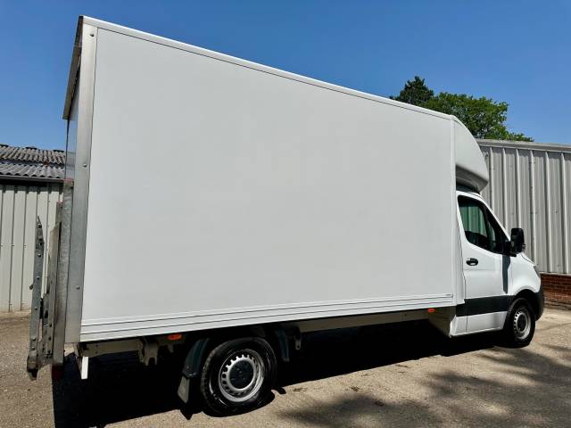 2023 Mercedes-Benz Sprinter 2.0 315 CDI Progressive RWD L3 Euro 6 (s/s) 2dr