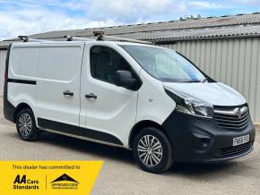 VAUXHALL VIVARO at Iver Van Sales Iver