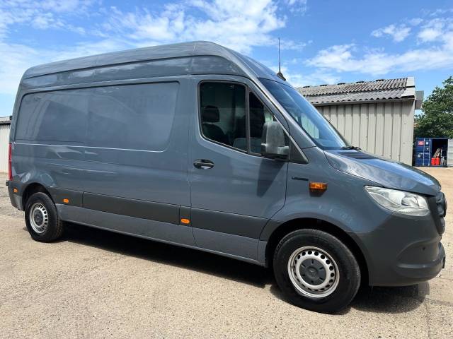 2020 Mercedes-Benz eSprinter 55kWh Progressive Auto FWD L2 H2 5dr 20kW Charger