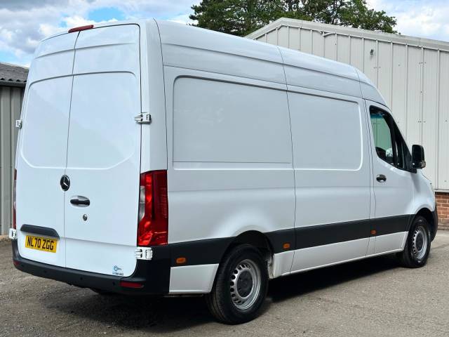 2020 Mercedes-Benz Sprinter 2.0 315 CDI Progressive RWD L2 H2 Euro 6 (s/s) 5dr