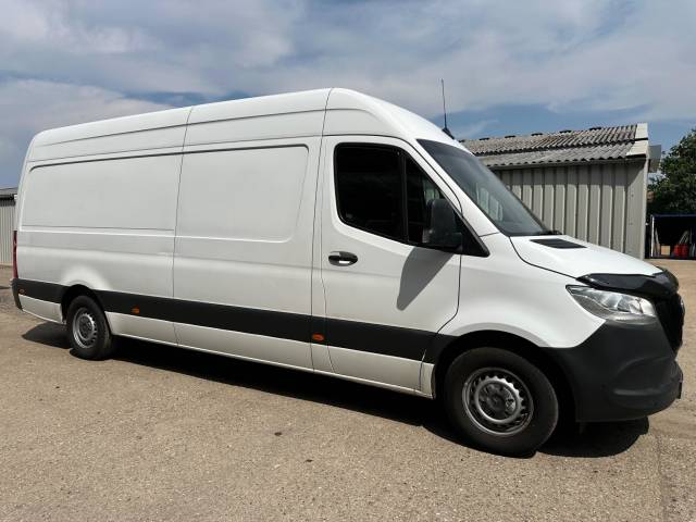 2020 Mercedes-Benz Sprinter 2.0 315 CDI Progressive RWD L3 H2 Euro 6 (s/s) 5dr