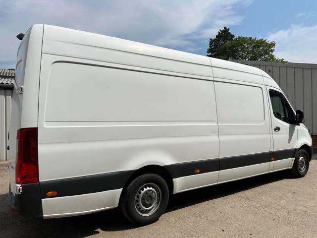 2020 Mercedes-Benz Sprinter 2.0 315 CDI Progressive RWD L3 H2 Euro 6 (s/s) 5dr