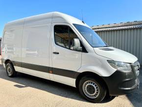 MERCEDES BENZ SPRINTER at Iver Van Sales Iver