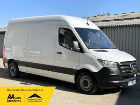 MERCEDES BENZ SPRINTER at Iver Van Sales Iver