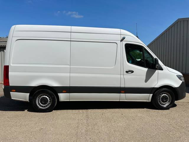 2021 Mercedes-Benz Sprinter 2.1 314 CDI Progressive RWD L2 H2 Euro 6 (s/s) 5dr