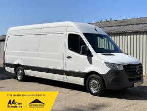 MERCEDES BENZ SPRINTER at Iver Van Sales Iver