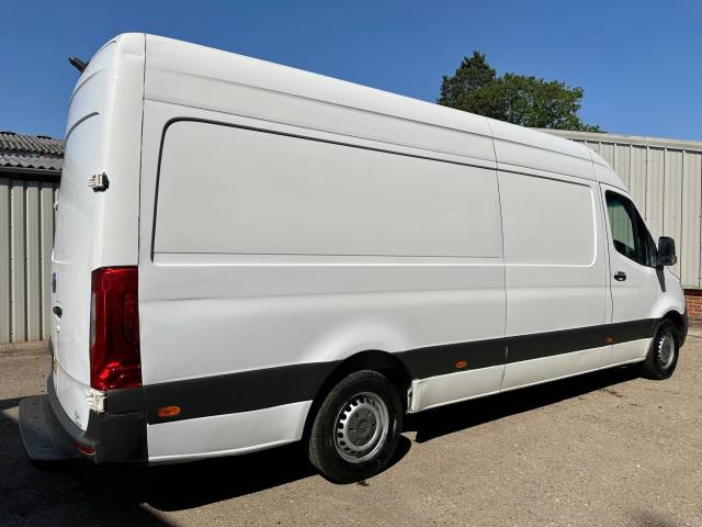 2020 Mercedes-Benz Sprinter 2.1 316 CDI RWD L3 H2 Euro 6 5dr