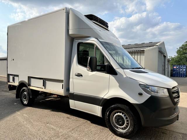 2023 Mercedes-Benz Sprinter 2.0 315 CDI Progressive Chassis Cab 2dr Diesel Manual RWD L2 Euro 6 (s/s) (150 ps)
