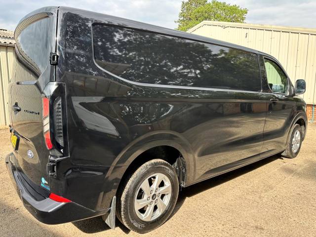 2024 Ford Transit Custom 2.0 300 EcoBlue Limited L2 H1 Euro 6 (s/s) 5dr
