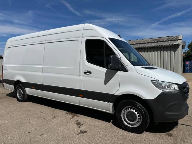 2023 Mercedes-Benz Sprinter 2.0 315 CDI Progressive RWD L3 H2 Euro 6 (s/s) 5dr