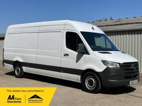 MERCEDES BENZ SPRINTER at Iver Van Sales Iver