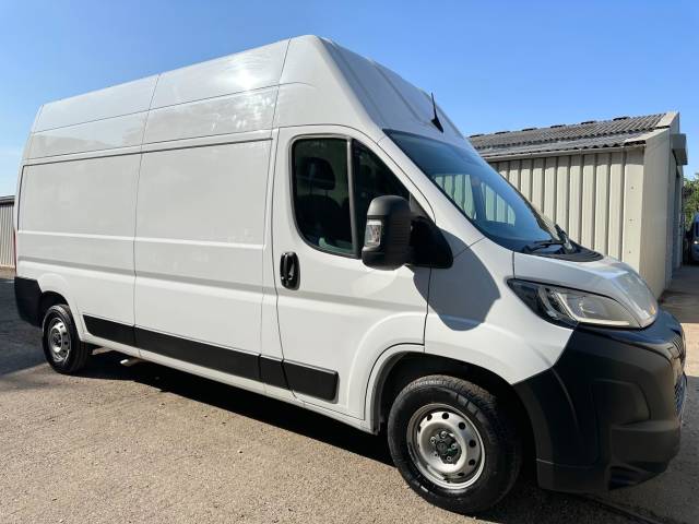 2025 Peugeot Boxer 2.2 BlueHDi 335 Professional L3 H3 Euro 6 (s/s) 5dr