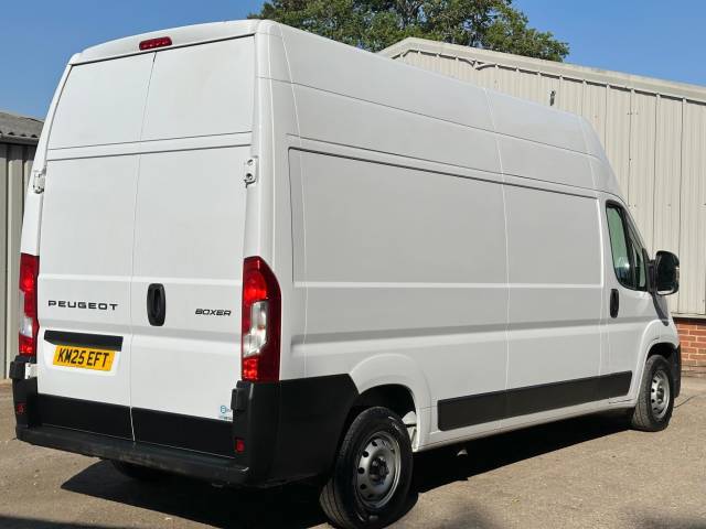 2025 Peugeot Boxer 2.2 BlueHDi 335 Professional L3 H3 Euro 6 (s/s) 5dr