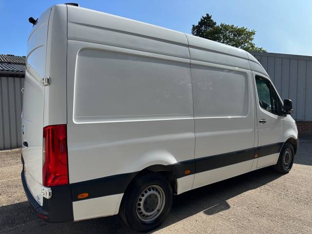 2022 Mercedes-Benz Sprinter 2.0 315 CDI Progressive RWD L2 H2 Euro 6 (s/s) 5dr