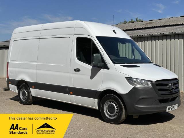 Mercedes-Benz Sprinter 2.0 315 CDI Progressive RWD L2 H2 Euro 6 (s/s) 5dr Panel Van Diesel White