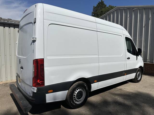 2021 Mercedes-Benz Sprinter 2.0 315 CDI Progressive RWD L2 H2 Euro 6 (s/s) 5dr