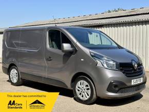 RENAULT TRAFIC at Iver Van Sales Iver