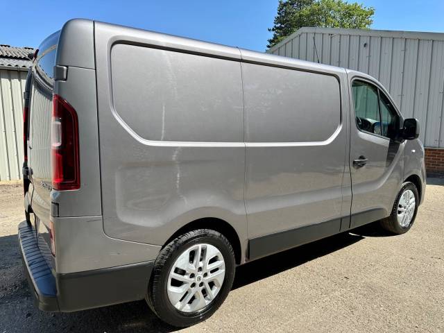 2019 Renault Trafic 1.6 dCi ENERGY 27 Sport Nav SWB Standard Roof Euro 6 (s/s) 5dr