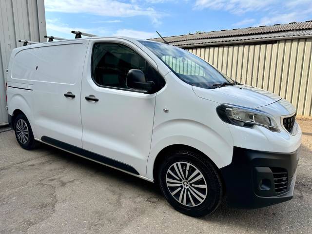 2018 Peugeot Expert 1.6 BlueHDi 1000 Professional Standard Panel Van MWB Euro 6 (s/s) 6dr