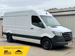 MERCEDES BENZ SPRINTER at Iver Van Sales Iver