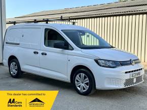 VOLKSWAGEN CADDY MAXI at Iver Van Sales Iver