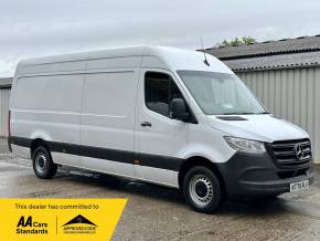 MERCEDES BENZ SPRINTER at Iver Van Sales Iver